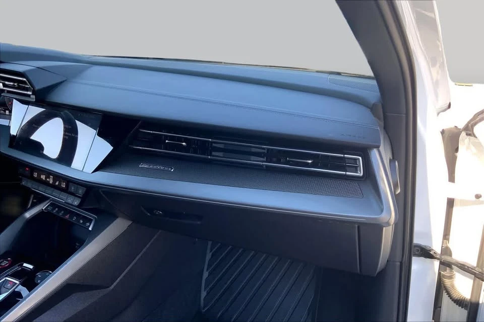 2025 Audi 8Y S3 - Image 18 of 20