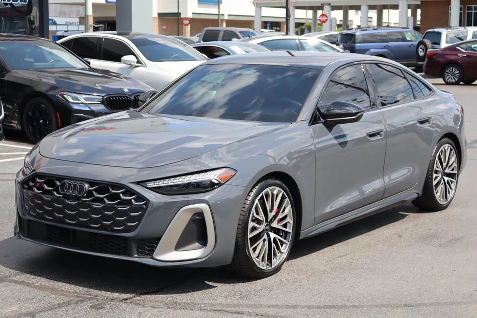 2025 Audi B9 S5 - Image 3 of 19
