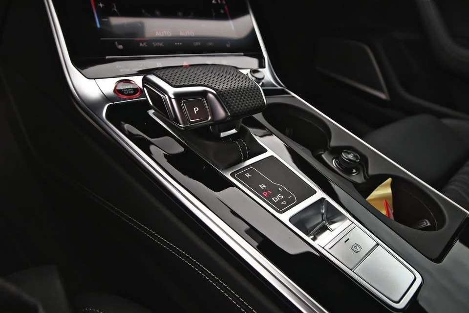2025 Audi C8 S6 - Image 9 of 12