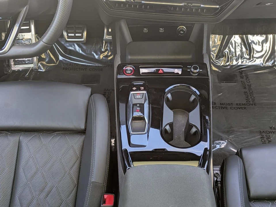 2025 Audi C8 S6 - Image 25 of 31