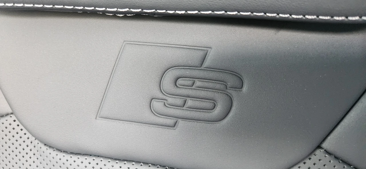 2025 Audi D5 S8 - Image 14 of 21