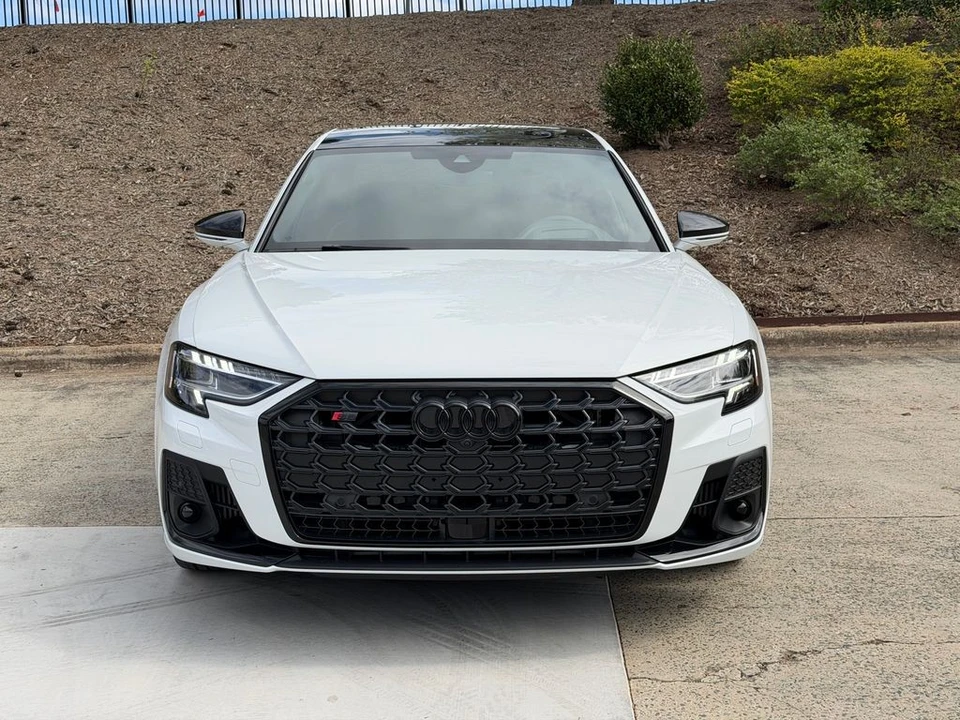 2025 Audi D5 S8 - Image 10 of 21