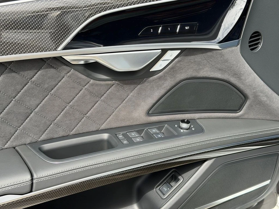 2025 Audi D5 S8 - Image 14 of 21