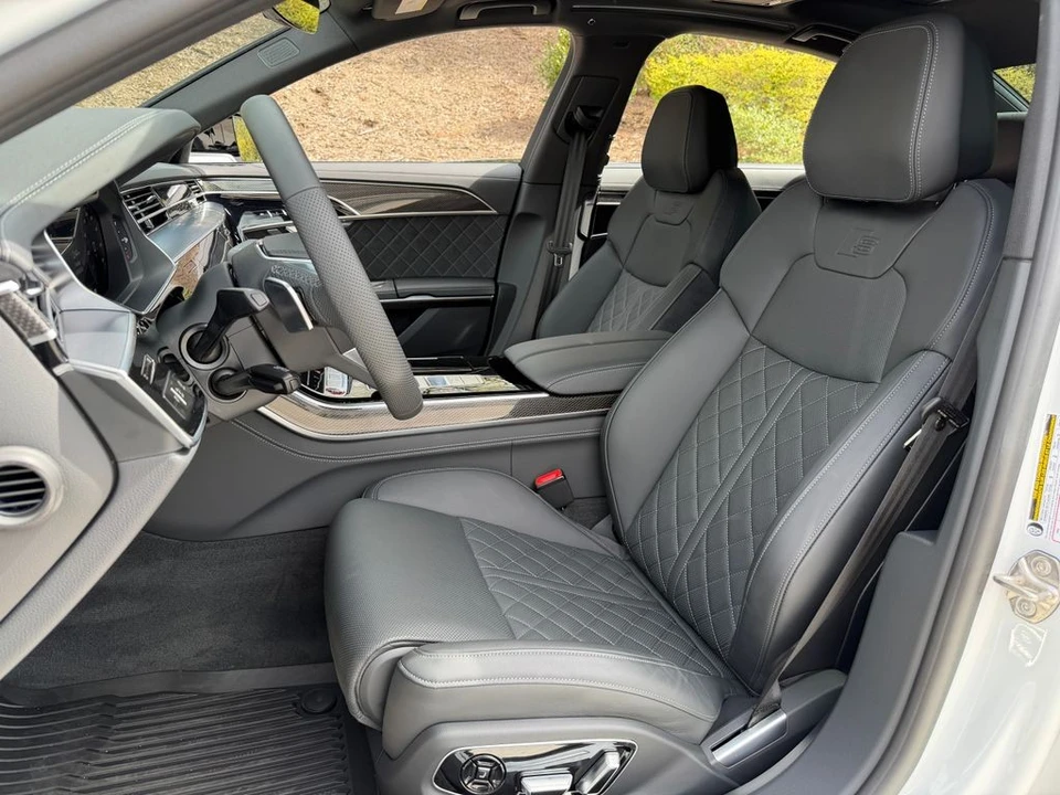 2025 Audi D5 S8 - Image 16 of 21