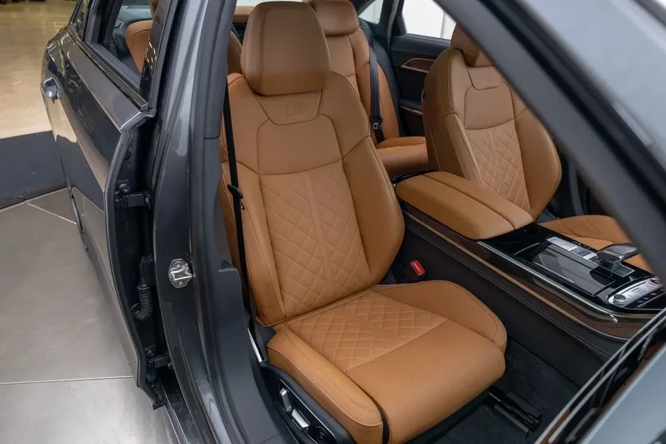 2025 Audi D5 S8 - Image 14 of 20