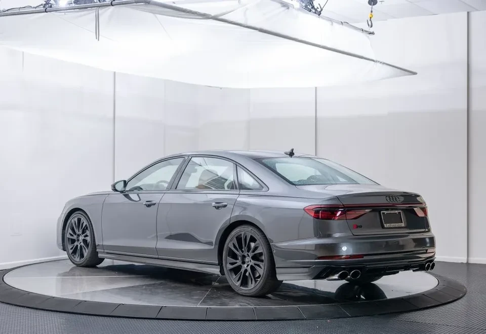 2025 Audi D5 S8 - Image 3 of 20