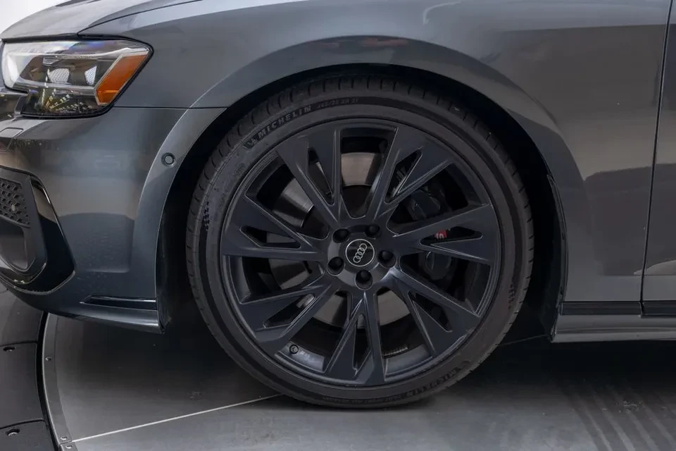 2025 Audi D5 S8 - Image 19 of 20