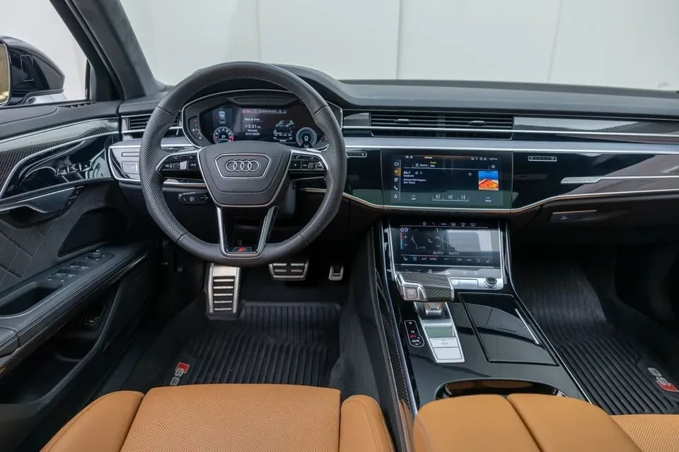 2025 Audi D5 S8 - Image 12 of 20