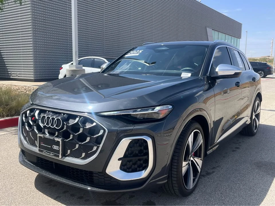 2025 Audi FY SQ5 - Image 2 of 19