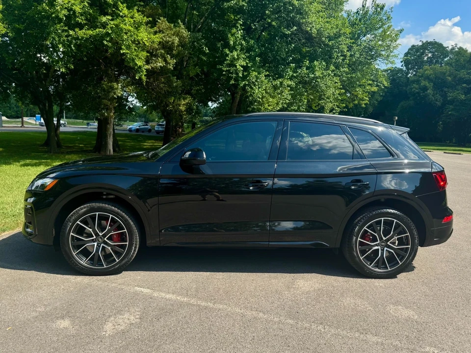 2025 Audi FY SQ5 - Image 8 of 12
