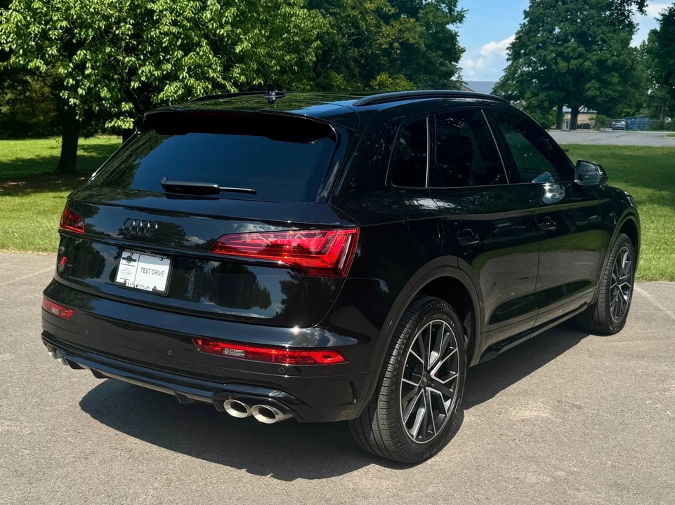 2025 Audi FY SQ5 - Image 3 of 12