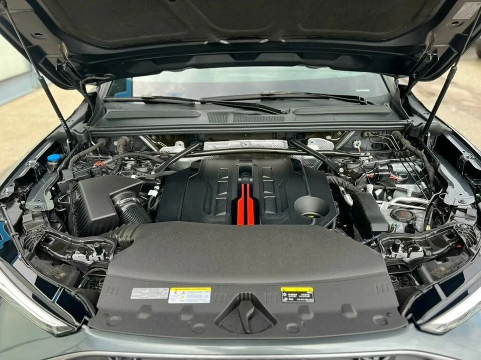 2025 Audi FY SQ5 - Image 11 of 20