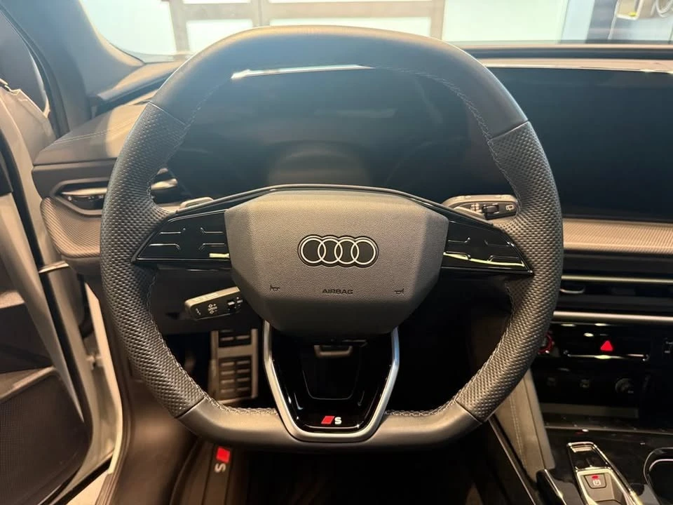 2025 Audi FY SQ5 - Image 15 of 20