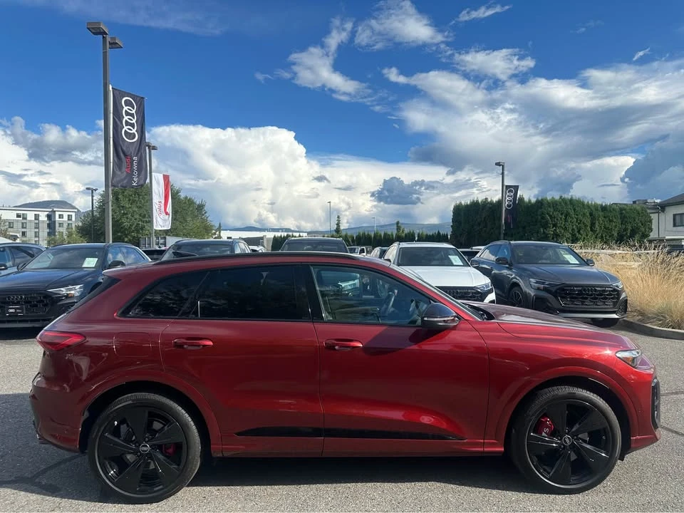 2025 Audi FY SQ5 - Image 3 of 10