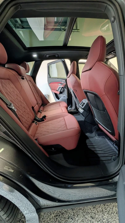2025 Audi FY SQ5 - Image 10 of 15