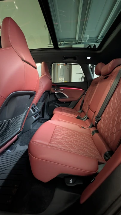 2025 Audi FY SQ5 - Image 12 of 15
