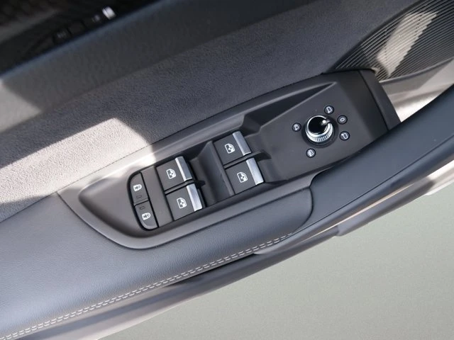 2025 Audi FY SQ5 - Image 16 of 20
