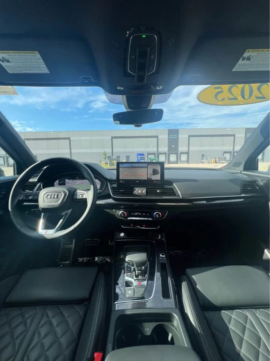 2025 Audi FY SQ5 - Image 4 of 4