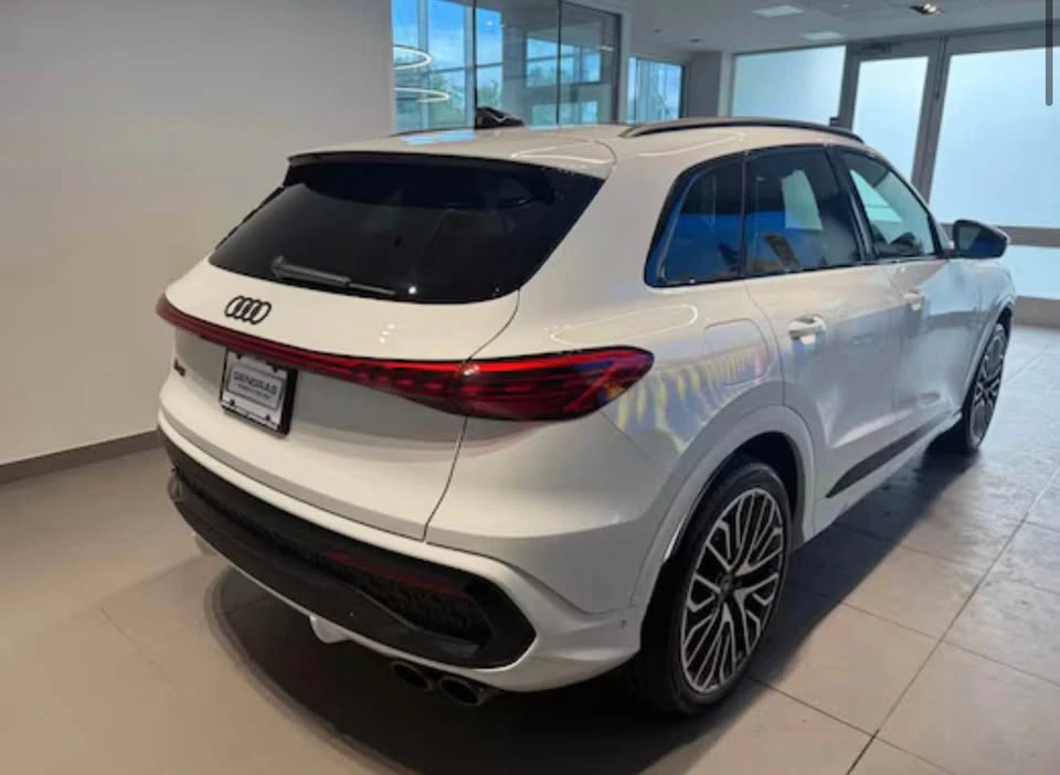2025 Audi FY SQ5 - Image 4 of 11
