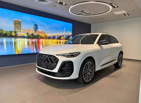 2025 Audi SQ5 Premium Plus Sport Utility 4D
