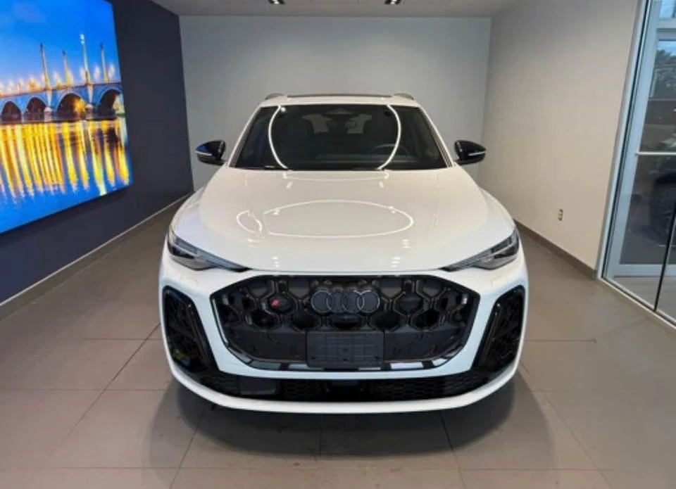 2025 Audi FY SQ5 - Image 2 of 11