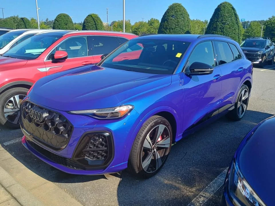 2025 Audi FY SQ5 - Image 9 of 20