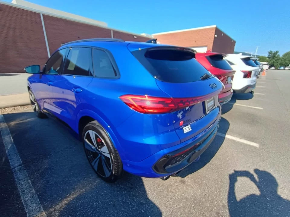 2025 Audi FY SQ5 - Image 3 of 20