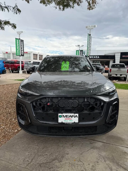 2025 Audi FY SQ5 - Image 2 of 17
