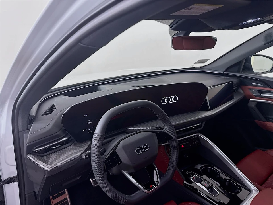 2025 Audi FY SQ5 - Image 6 of 14