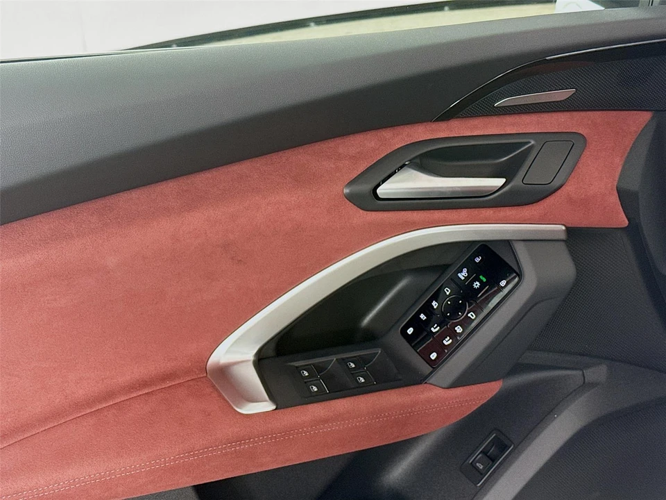 2025 Audi FY SQ5 - Image 11 of 14