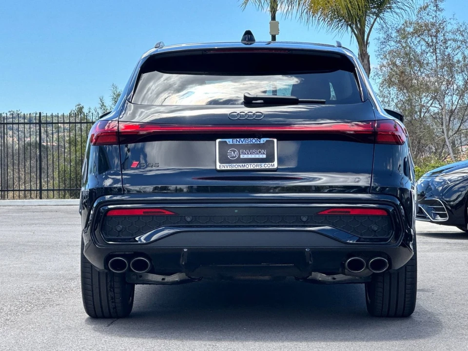 2025 Audi FY SQ5 - Image 4 of 31