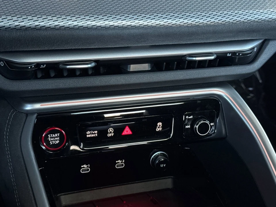 2025 Audi FY SQ5 - Image 23 of 31