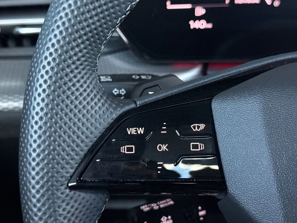 2025 Audi FY SQ5 - Image 27 of 31