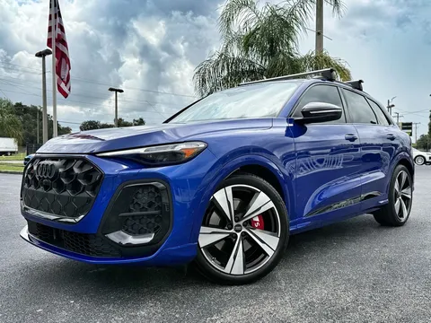 2025 Audi SQ5 Premium Plus