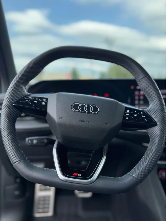 2025 Audi FY SQ5 - Image 8 of 13