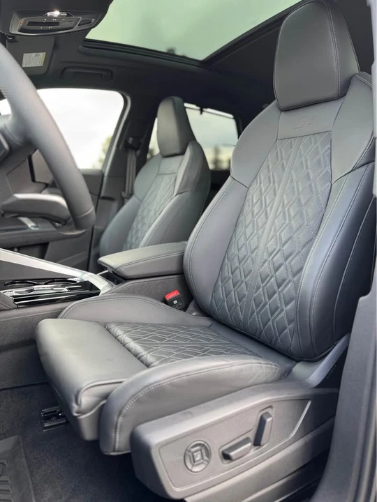 2025 Audi FY SQ5 - Image 10 of 13