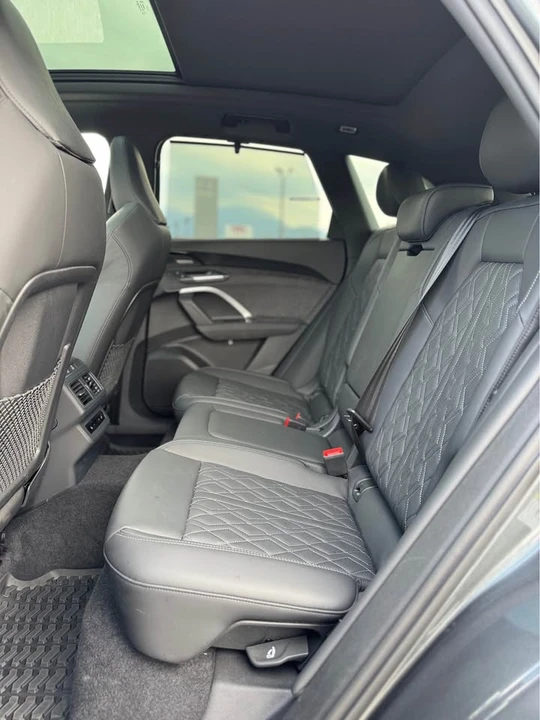 2025 Audi FY SQ5 - Image 11 of 13