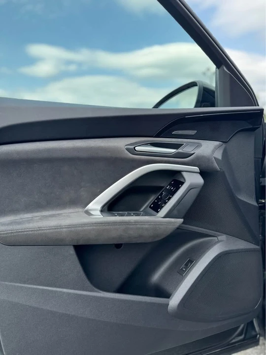 2025 Audi FY SQ5 - Image 12 of 13