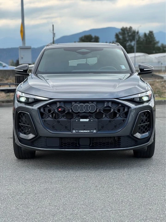 2025 Audi FY SQ5 - Image 2 of 13