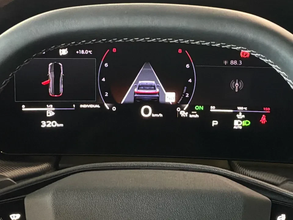 2025 Audi FY SQ5 - Image 13 of 20