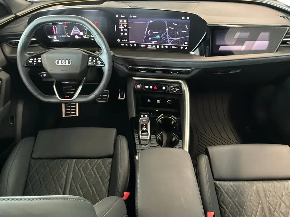 2025 Audi FY SQ5 - Image 11 of 20