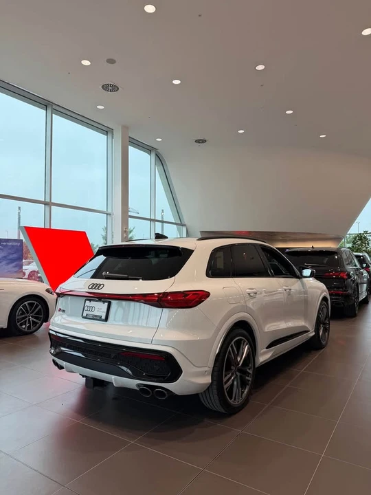 2025 Audi FY SQ5 - Image 6 of 18