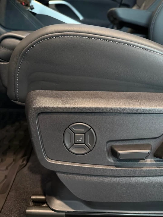 2025 Audi FY SQ5 - Image 15 of 18