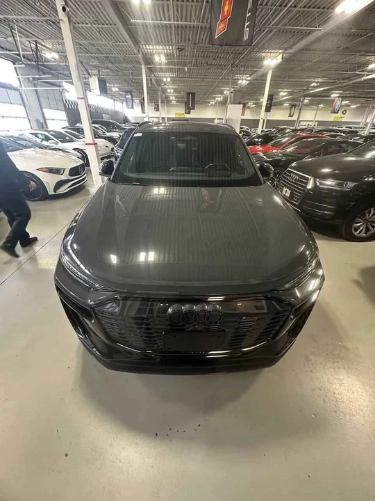 2025 Audi Q6 e-tron - Image 7 of 8