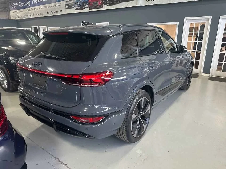 2025 Audi Q6 e-tron - Image 2 of 8