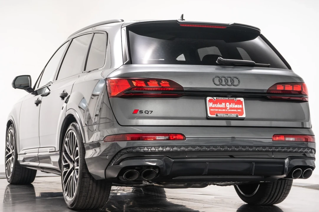 2025 Audi SQ7 - Image 7 of 12
