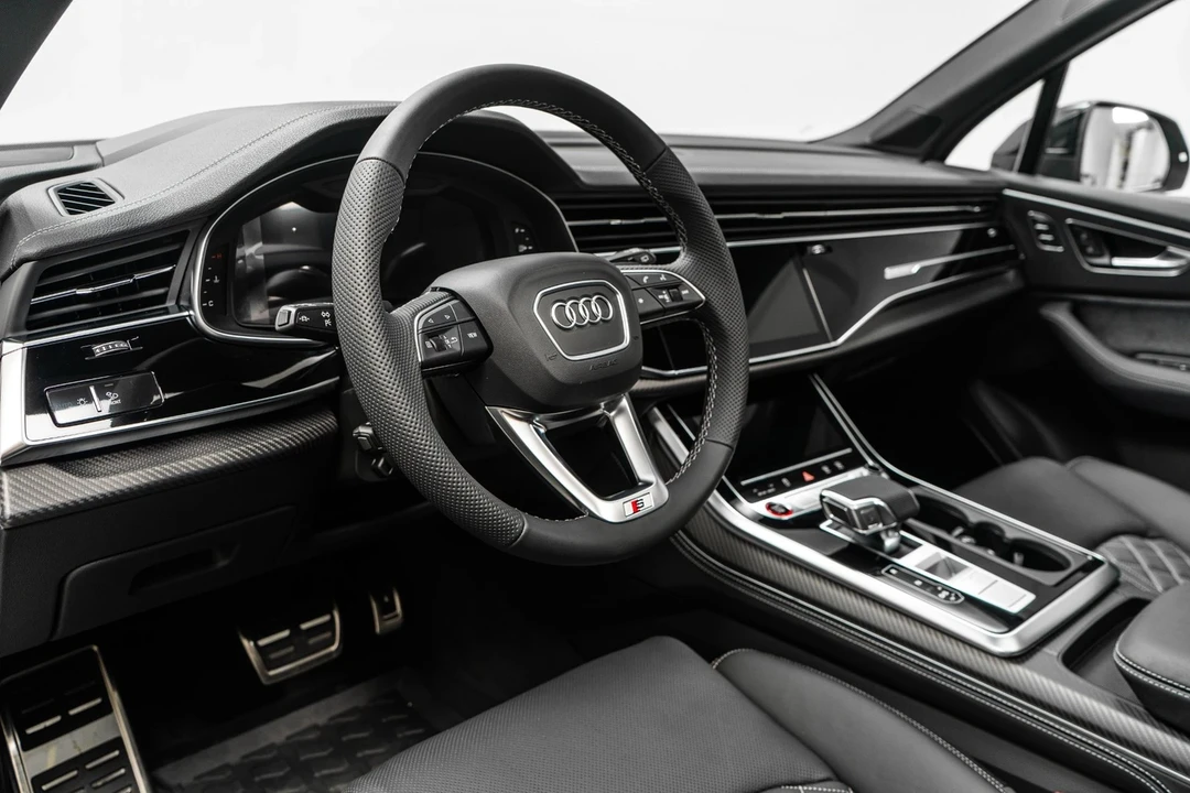2025 Audi SQ7 - Image 13 of 21
