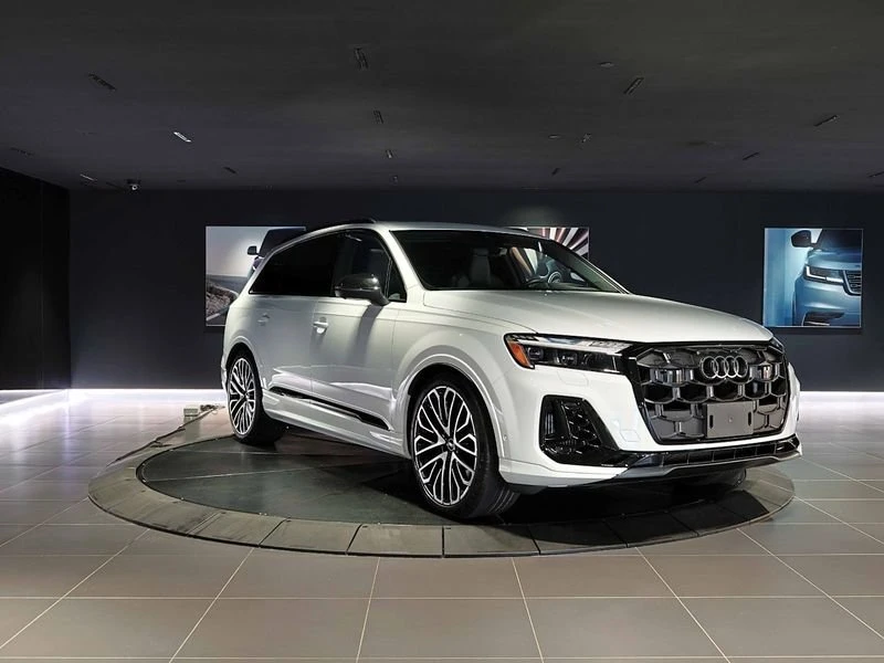 2025 Audi SQ7 - Image 3 of 20