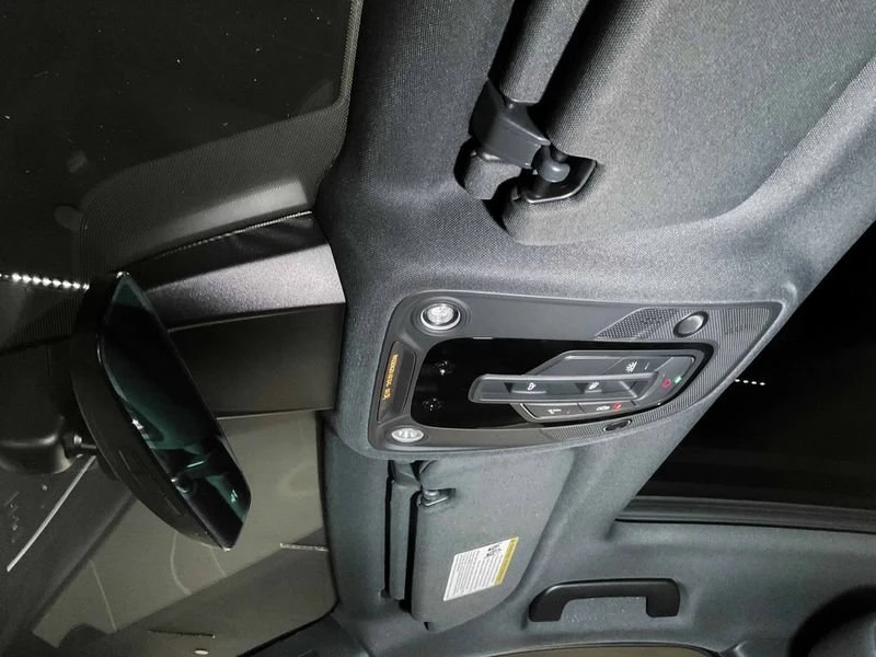 2025 Audi SQ7 - Image 15 of 20
