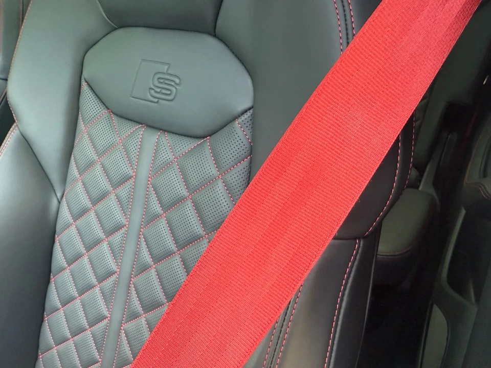 2025 Audi SQ7 - Image 13 of 21